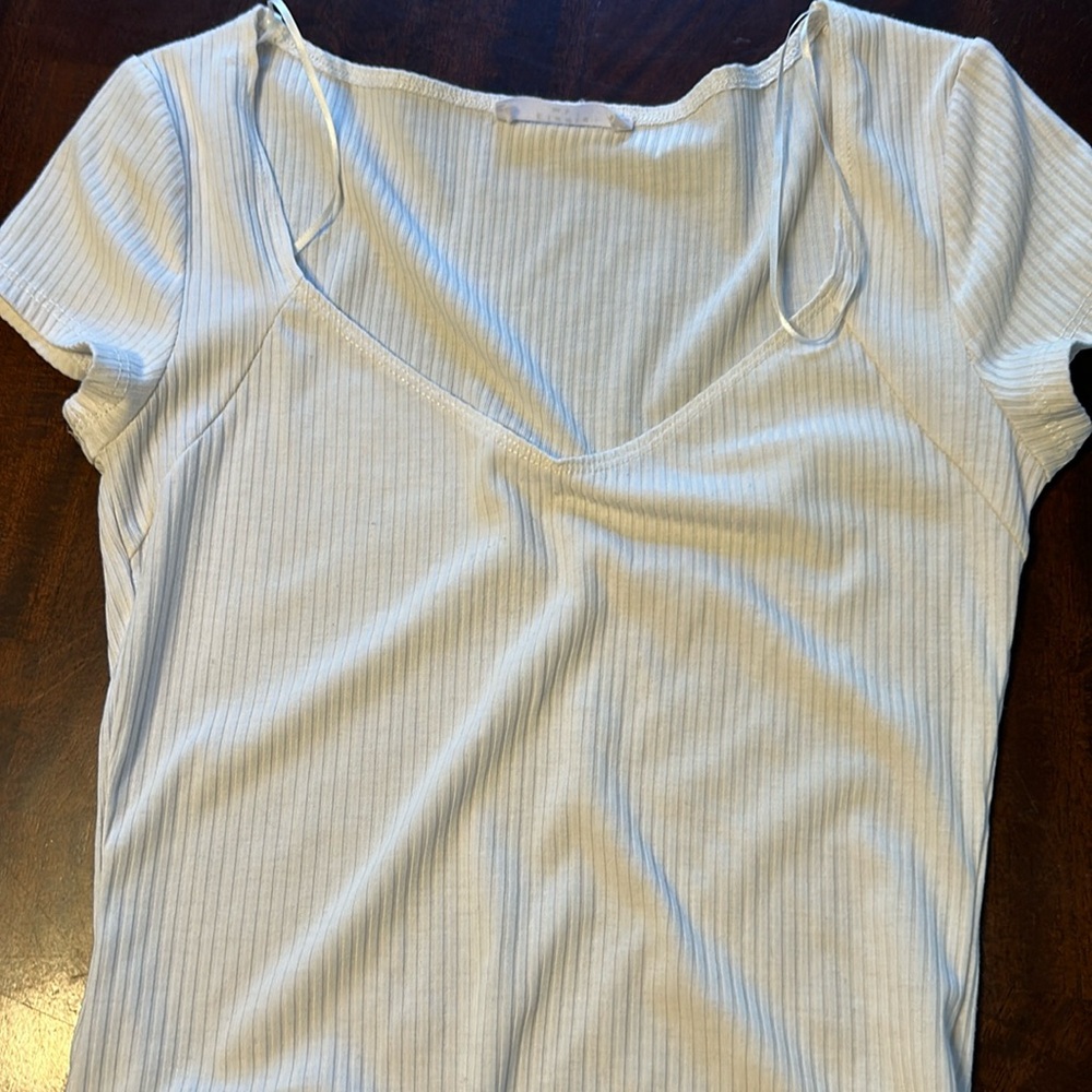 Elodie Women’s White Snap Bodysuit Small EUC